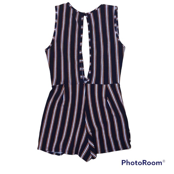Lovely Day striped Romper!! - Picture 2 of 4